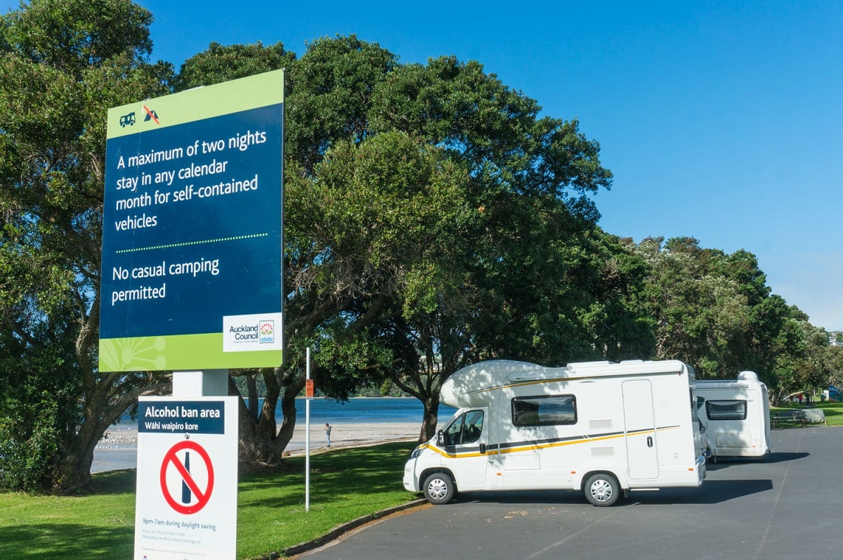Freedom camping allowed sign New Zealand