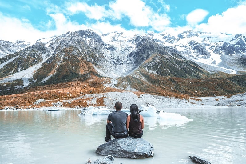 Hooker Lake in New Zealand South Island