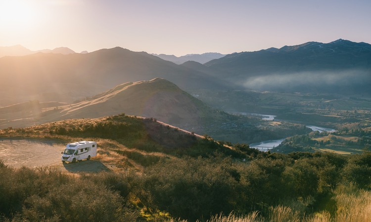 CTrahan_RStewart_TwinKing_Queenstown_Lookout_1