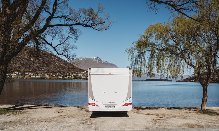 Chloe Lodge South Island Sept 2022 Queenstown Lake Wakatipu