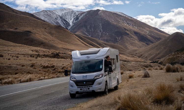 Lindis Pass Motorhome Parked up