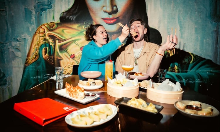 Honeymoon around Asia - Chow - Beeline Photography