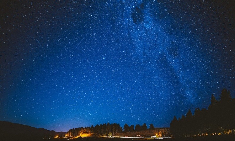 Night sky at Lake Tekapo