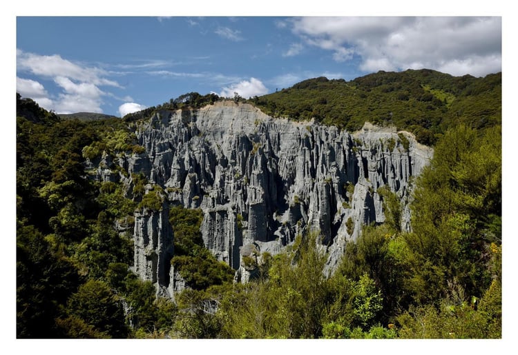 Dimholt Road (Putangirua Pinnacles)