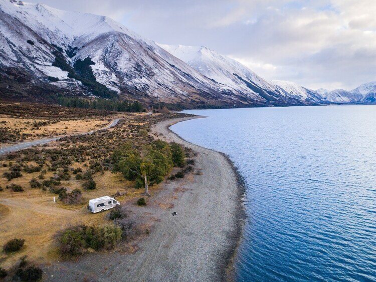 Freedom Camping by lake