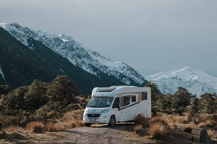 Motorhome parked in Lewis Pass