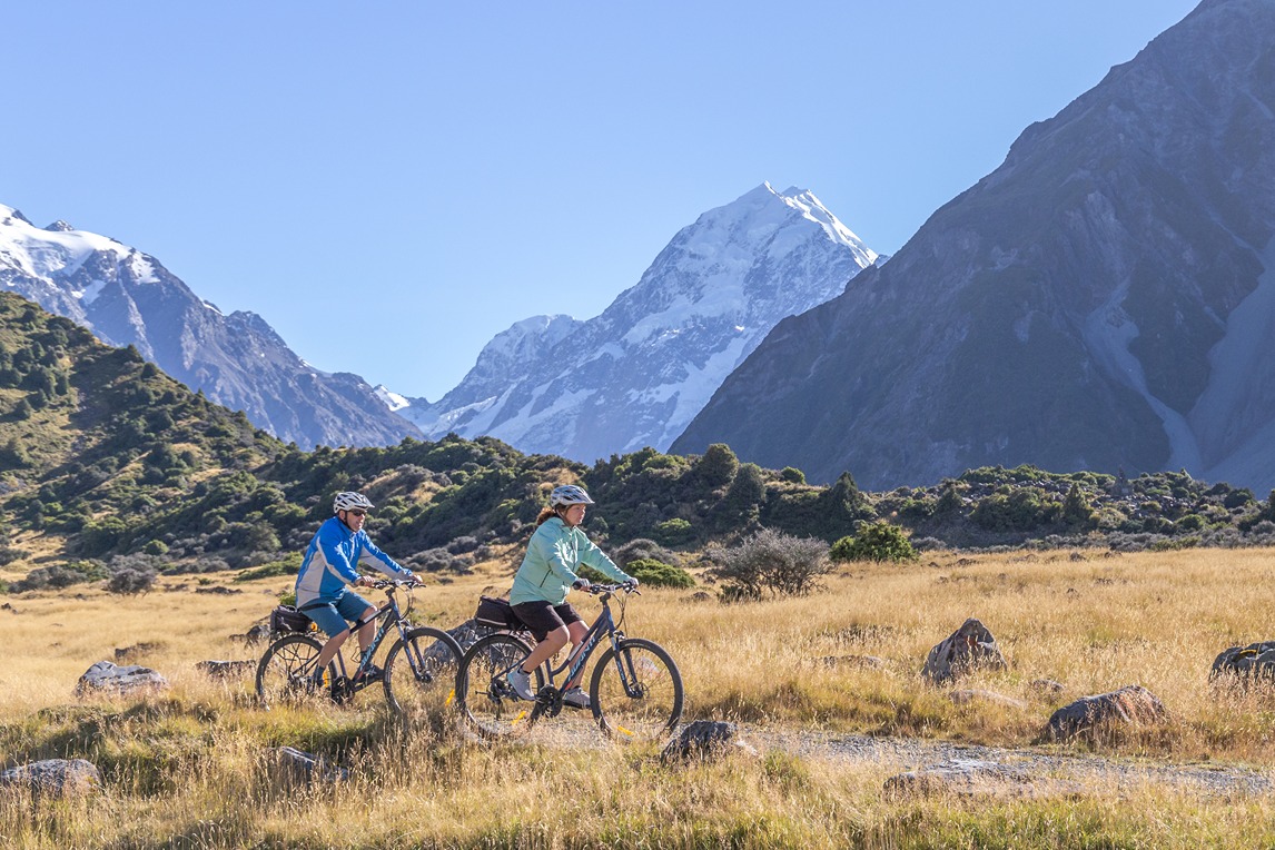 Cyclists on Alps 2 Ocean Cycle Trail, AorakiMount Cook National Park - Credit to Rachel Gillespie