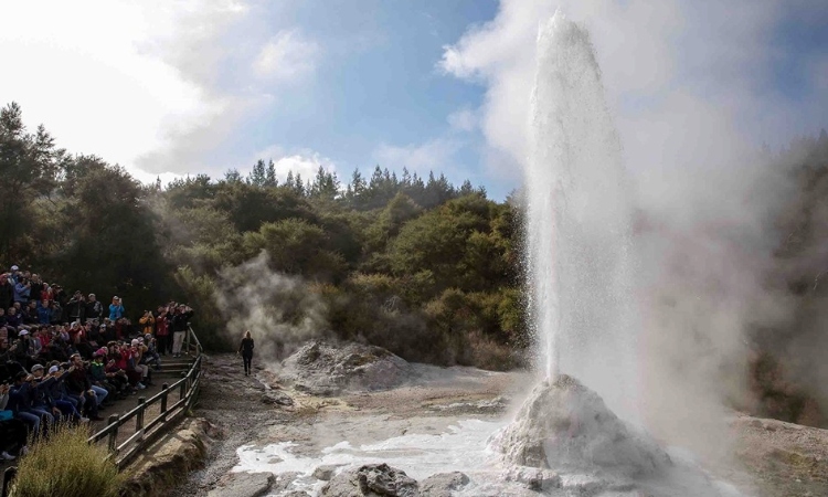 Wai-O-Tapu Thermal Wonderland 