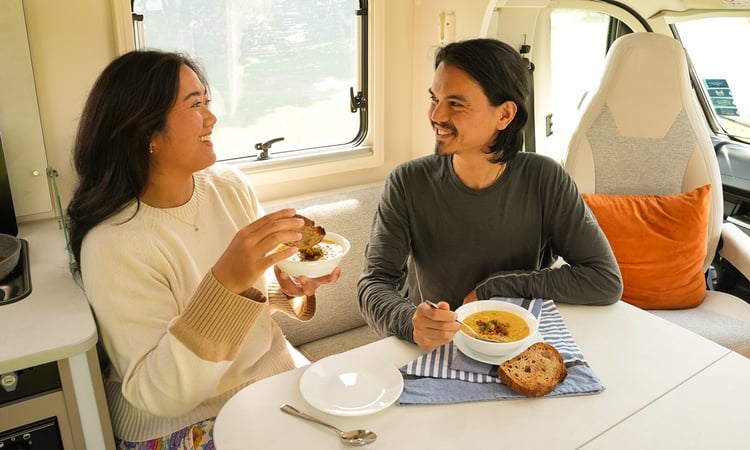 Couple eating soup DB2