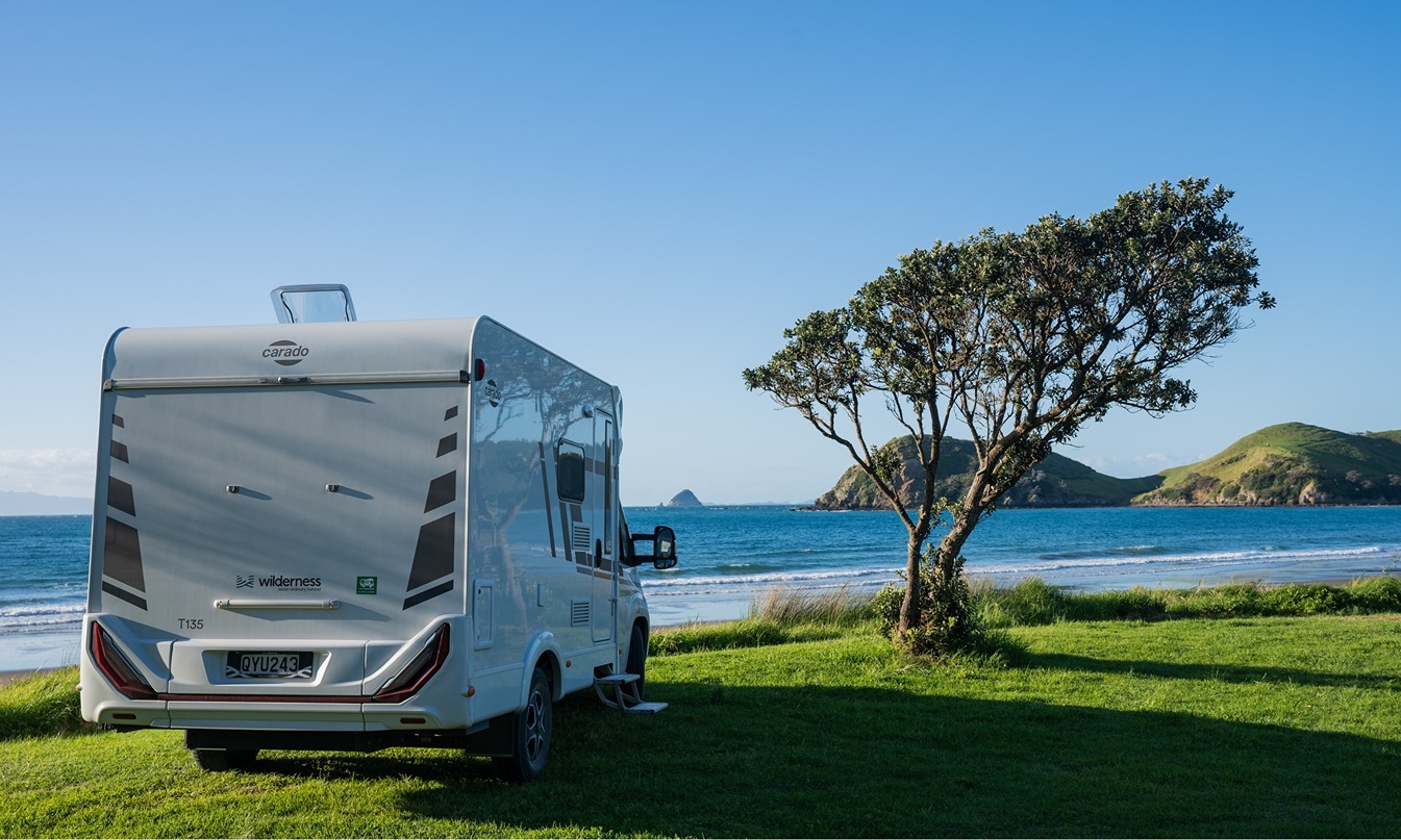 Adam Kubicek_AK_Port Jackson Campsite_750x450