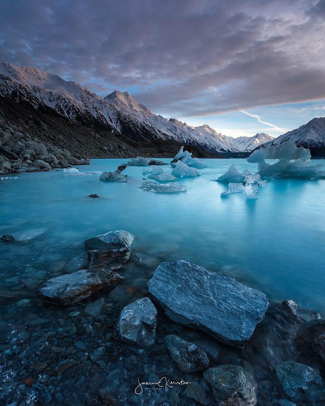 Tasman Lake 