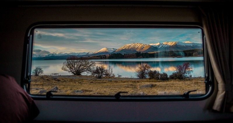View of Lake Tekapo from a New Zealand campervan rental